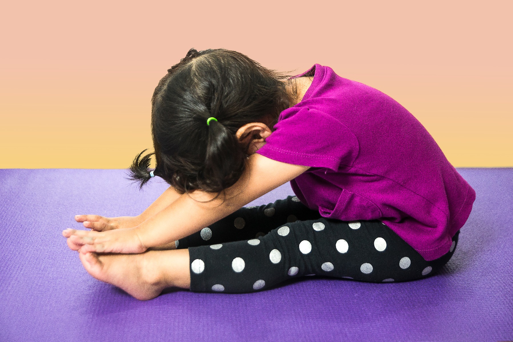 Barefoot yoga hotsell